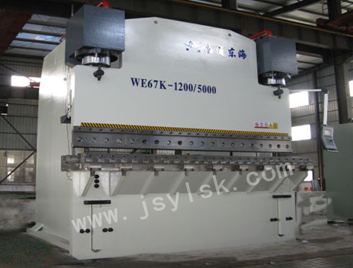 WE67K-1200/5000數控折(shé)彎機
