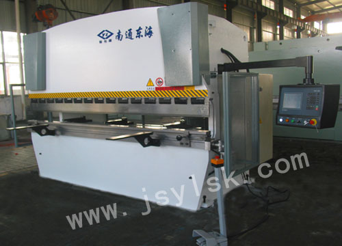 WE67Y-100/3200液壓折彎機(ji)