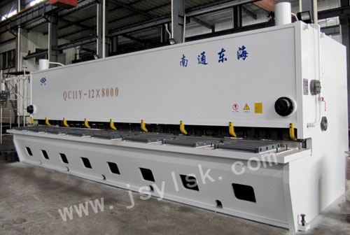 QC11Y-12*8000液壓(yā)閘式剪(jiǎn)闆機