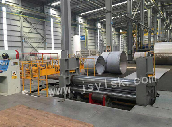 中小型上(shàng)輥萬能式卷闆(pǎn)機