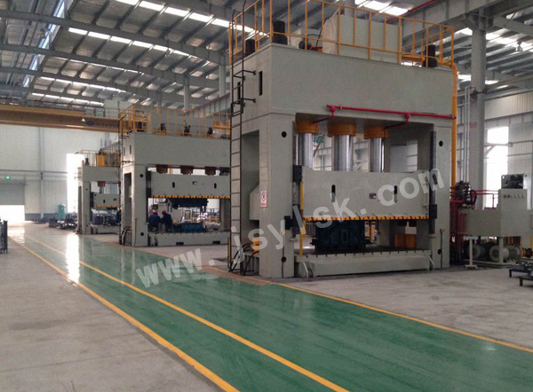 YL27系列框(kuàng)架液壓機