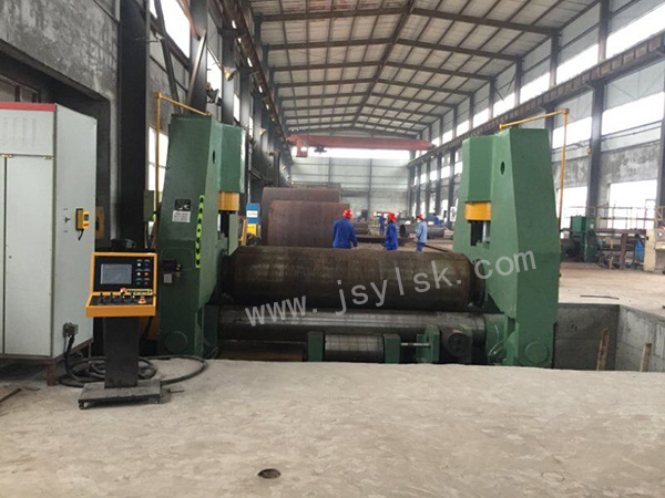 大型(xing)上輥萬能式卷闆(pǎn)機