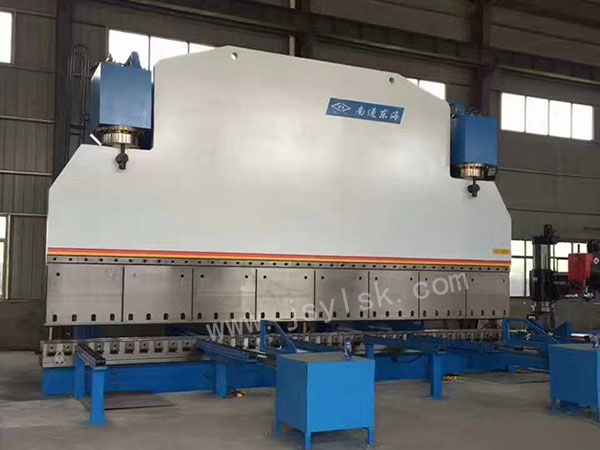WE67K-1600/8000大型折彎機(jī)