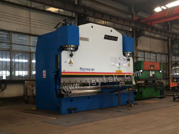 WE67K-600/4000大型折(she)彎機