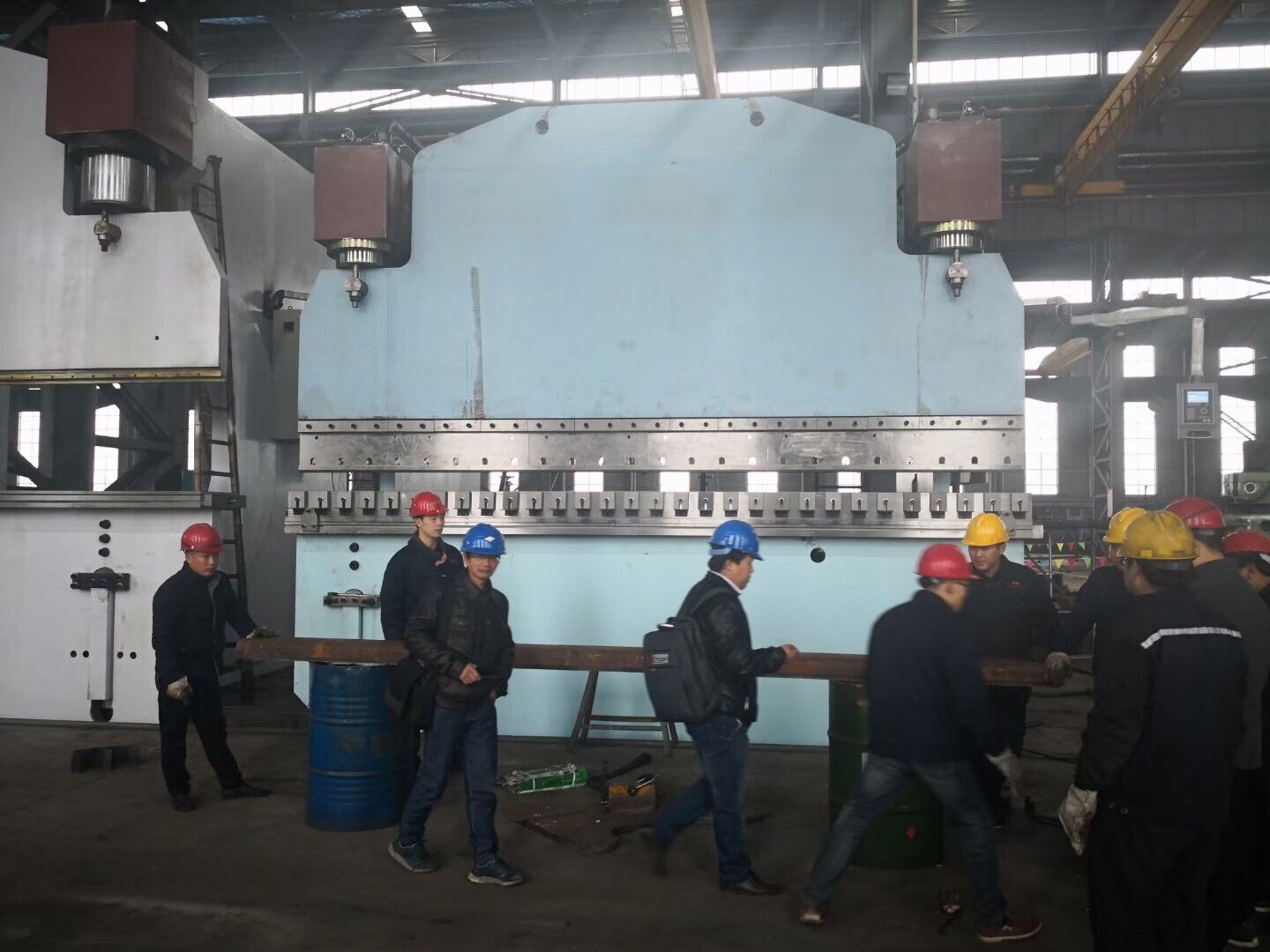 東(dōng)海數控(kong)折彎機(ji)