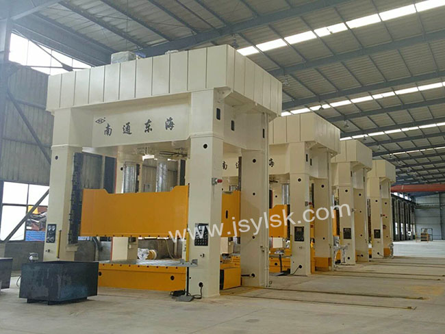 YL27系列框(kuàng)架液壓機