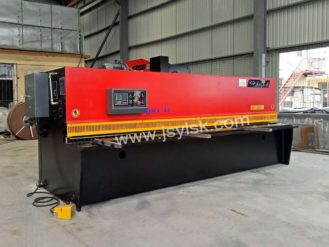 QC12Y-4*4000液(yè)壓剪闆機