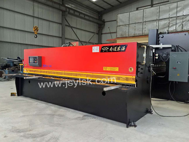 QC12Y-4*4000液壓剪闆(pǎn)機