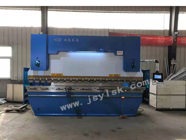 WE67K-200/3200數控(kong)折彎機(jī)