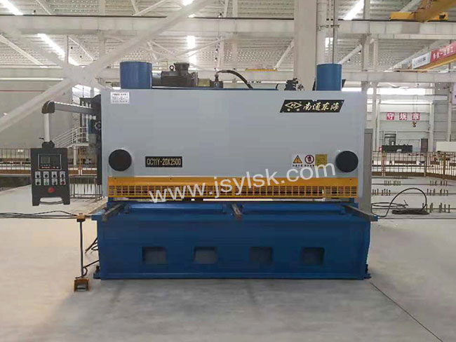 QC11Y-20*2500液壓剪(jian)闆機